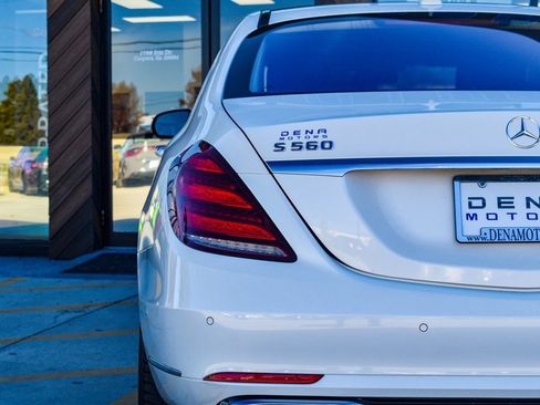 Used 2018 Mercedes-Benz S 560 Sedan image 34