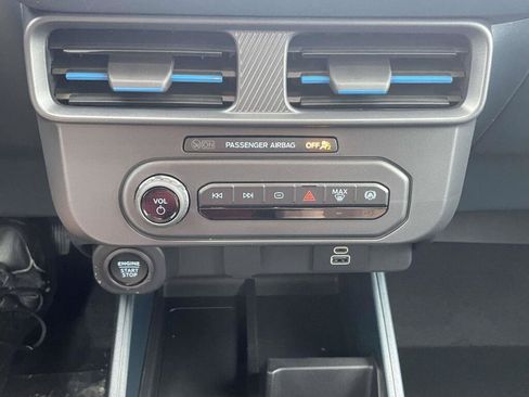 New 2026 Ford Maverick Lobo AWD/4WD image 24