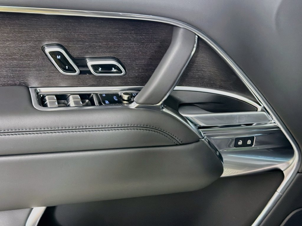 New 2027 Land Rover Range Rover SE AWD/4WD image 18