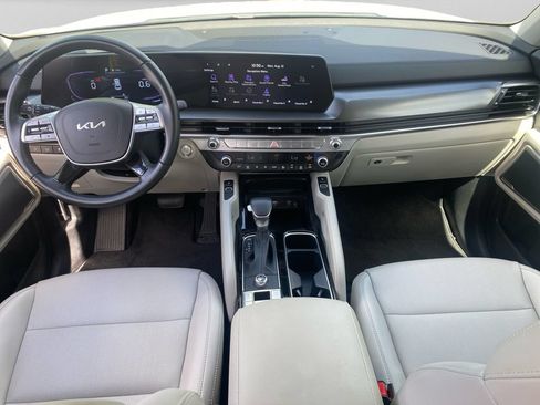Used 2025 Kia Telluride S FWD image 15