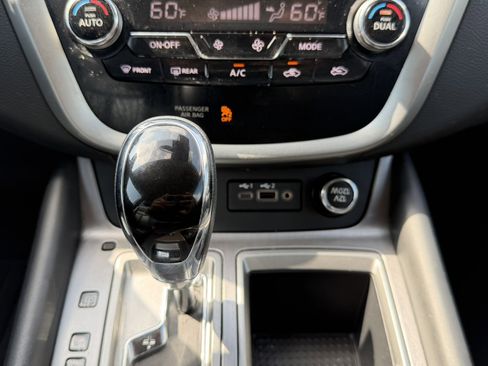 Used 2023 Nissan Murano SV w/ Cargo Package AWD/4WD image 19