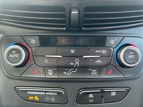 Used 2019 Ford Escape SEL AWD/4WD image 35