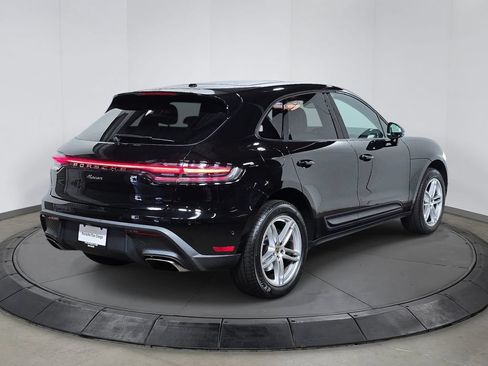 Certified 2023 Porsche Macan AWD/4WD image 7