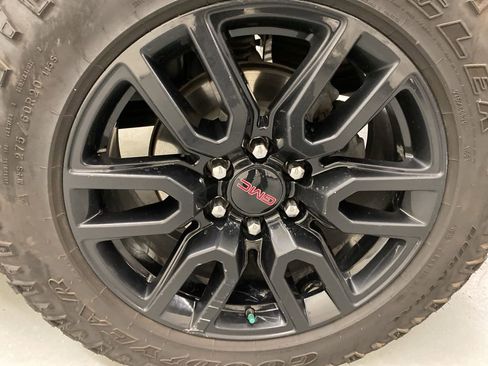 Used 2021 GMC Sierra 1500 Elevation image 26