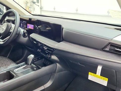 Certified 2026 Nissan Kicks SV FWD image 23