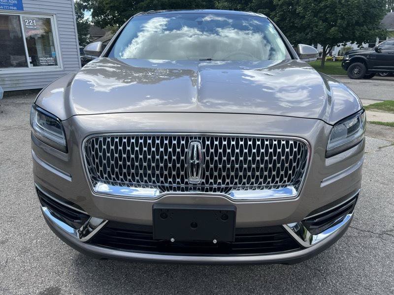 Used 2020 Lincoln Nautilus Reserve AWD/4WD image 3