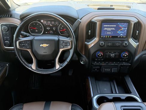 Used 2021 Chevrolet Silverado 2500 High Country w/ Z71 Off-Road Package image 13