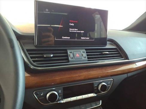 Certified 2023 Audi Q5 2.0T Premium w/ Convenience Package AWD/4WD image 13