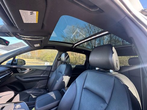Used 2018 Audi Q7 3.0T Prestige w/ Prestige Package image 16