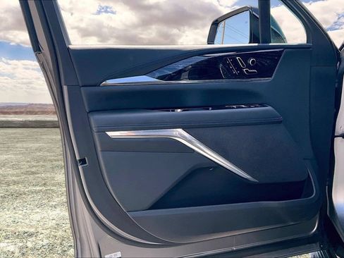 Certified 2026 Cadillac Escalade IQ Luxury 1 AWD/4WD image 20