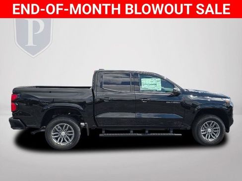 New 2025 Chevrolet Colorado LT w/ LT Convenience Package image 4