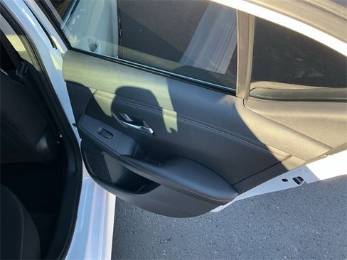 Used 2024 Nissan Sentra SR image 29