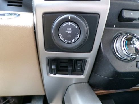 Used 2018 Ford F150 Lariat w/ Equipment Group 502A Luxury image 33