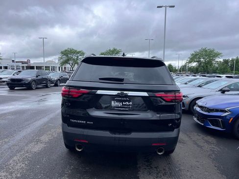 Used 2023 Chevrolet Traverse LT AWD/4WD image 4