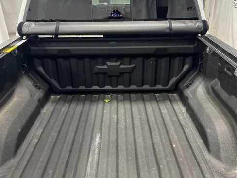 Used 2024 Chevrolet Colorado Trail Boss w/ Technology Package AWD/4WD image 16