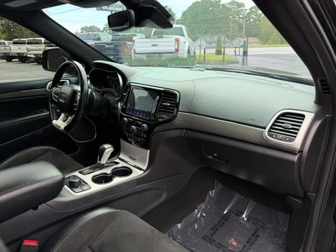 Used 2019 Jeep Grand Cherokee Trackhawk w/ Trailer Tow Group IV AWD/4WD image 15