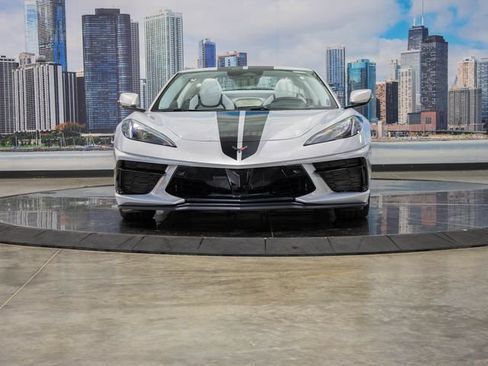 Used 2024 Chevrolet Corvette Stingray Premium Conv w/ Z51 Performance Package RWD image 3
