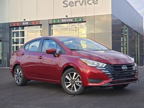 New 2025 Nissan Versa SV image 2