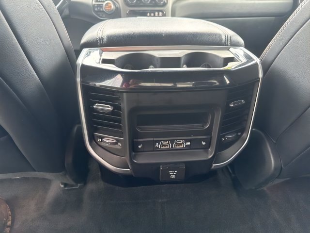 Used 2020 RAM 1500 Laramie AWD/4WD image 16