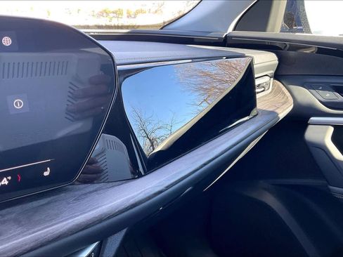 Certified 2025 Audi Q5 Premium w/ Convenience Package image 31