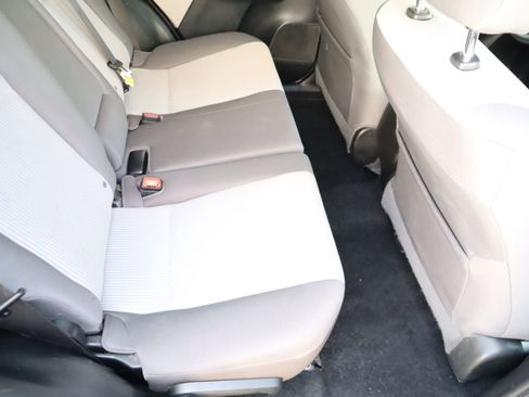 Used 2013 Toyota RAV4 LE image 46