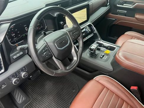 Used 2025 GMC Sierra 1500 Denali Ultimate AWD/4WD image 31