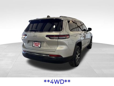 Used 2024 Jeep Grand Cherokee L Limited w/ Luxury Tech Group II image 8