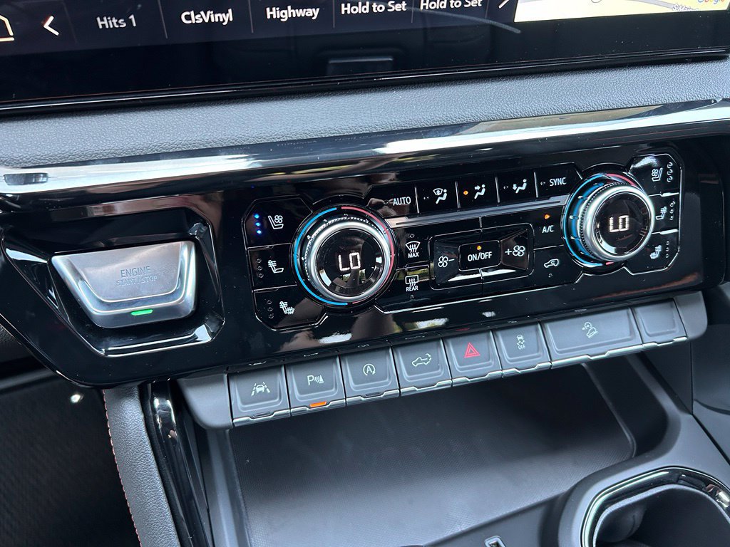 New 2026 GMC Sierra 1500 AT4 w/ AT4 Premium Package AWD/4WD image 38
