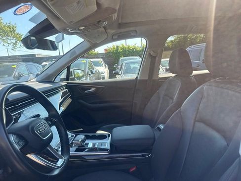 Used 2023 Audi Q7 3.0T Premium Plus AWD/4WD image 37