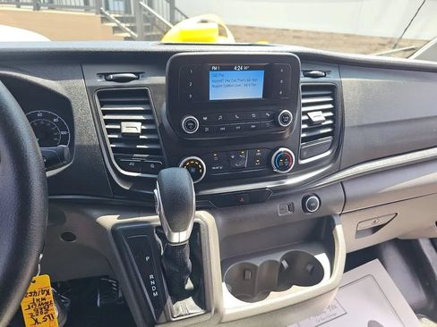 Used 2022 Ford Transit 350 XL RWD image 19