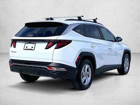Used 2024 Hyundai Tucson SEL FWD image 2