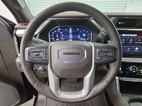 Used 2024 GMC Sierra 2500 Denali w/ Technology Package image 24