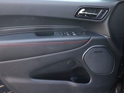 Used 2025 Dodge Durango GT image 11