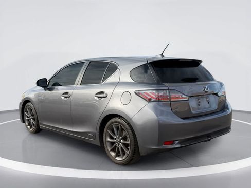 Used 2013 Lexus CT 200h w/ Premium Pkg w/Navigation FWD image 3