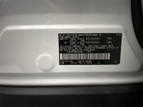 Used 2021 Toyota RAV4 XLE image 27