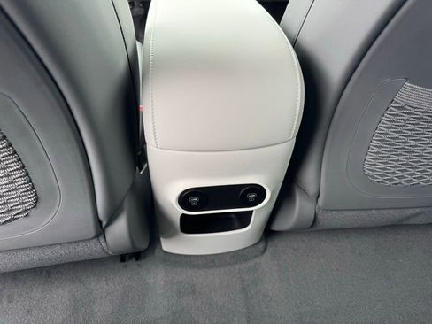 New 2025 Hyundai Ioniq 5 SEL image 13