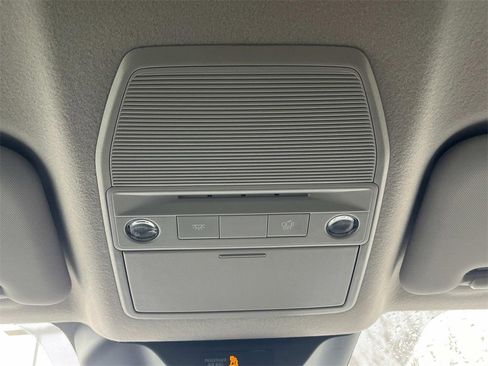 Certified 2025 Nissan Kicks SR image 41