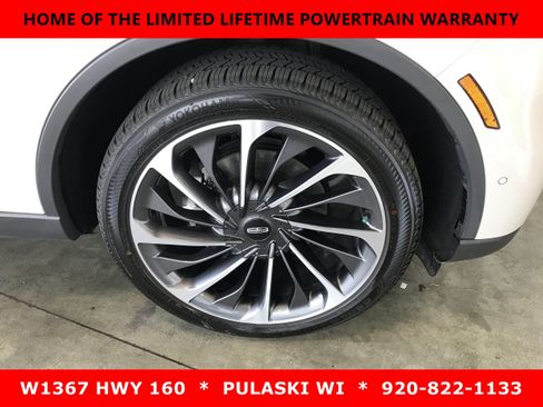 Used 2022 Lincoln Aviator Reserve w/ Equipment Group 201A AWD/4WD image 3
