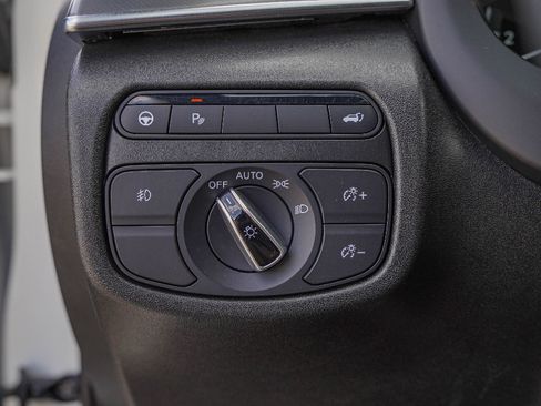 Certified 2023 INFINITI QX55 Luxe w/ Cargo Package image 22