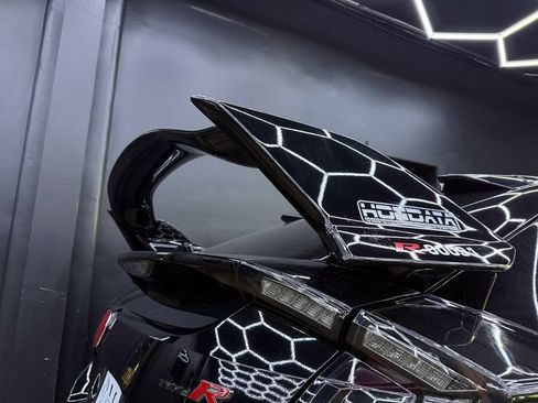 Used 2017 Honda Civic Type R image 25