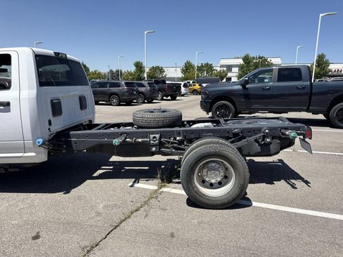 New 2025 RAM 3500 Tradesman image 13
