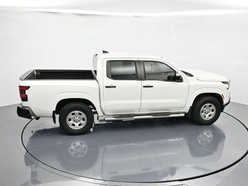 Used 2022 Nissan Frontier S w/ Technology Package image 41