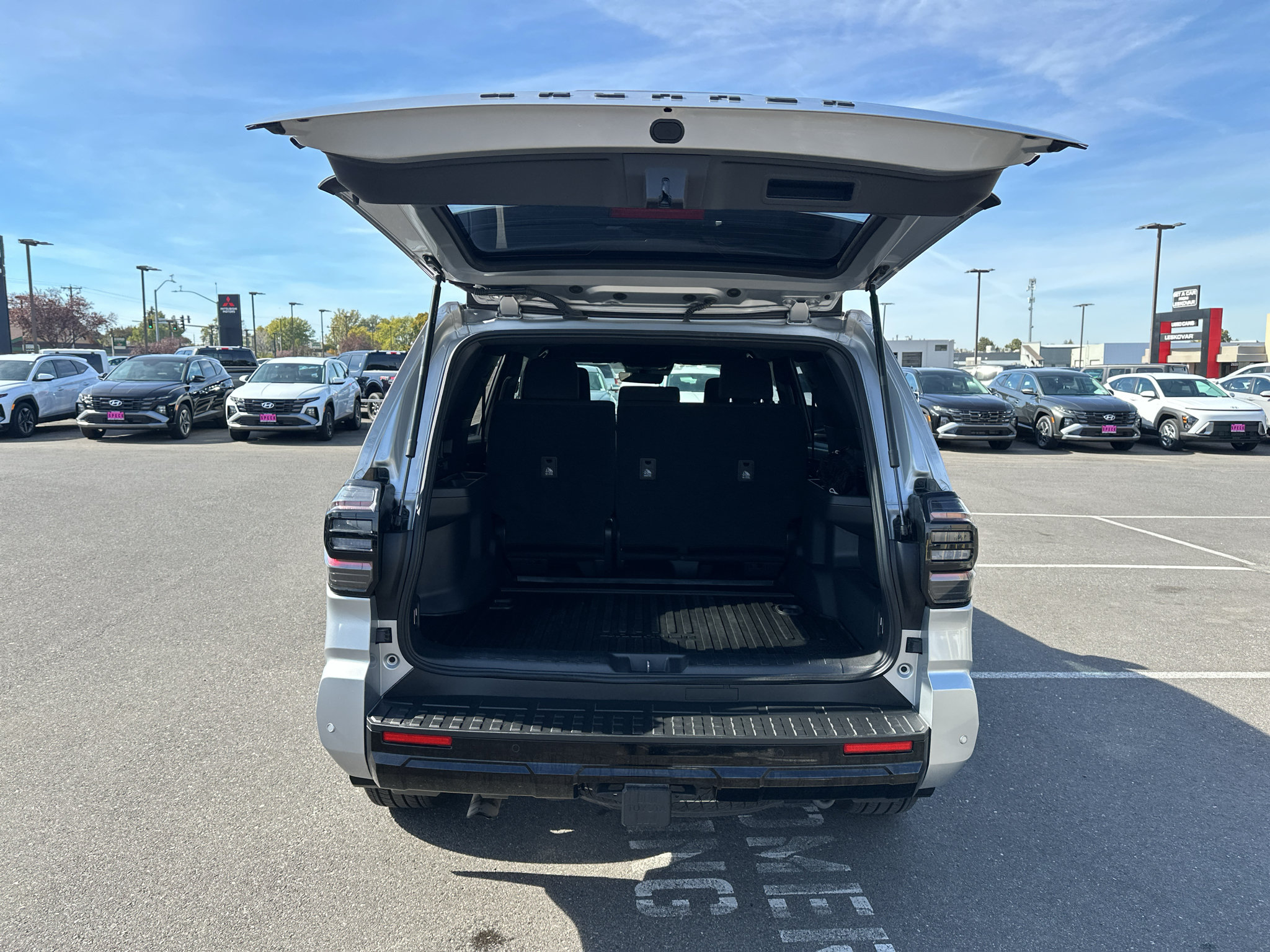 Used 2025 Toyota 4Runner TRD Sport AWD/4WD image 15