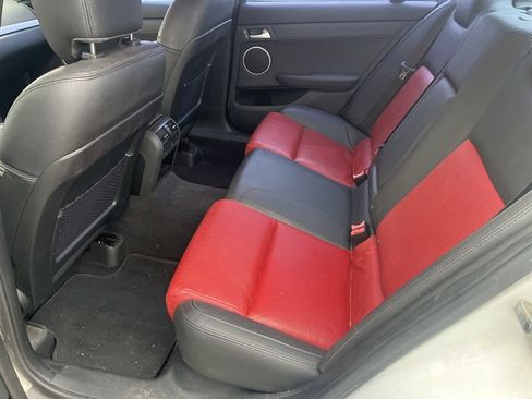 Used 2009 Pontiac G8 GT w/ Premium Package image 8