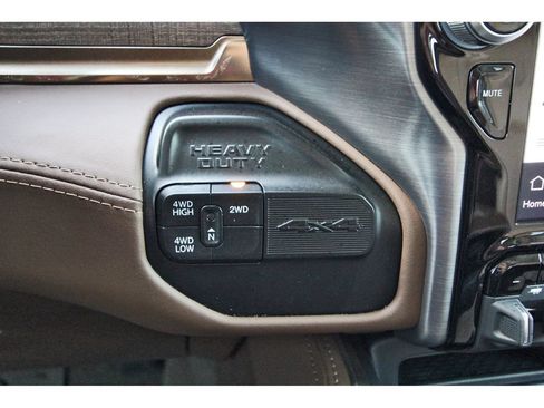 Used 2024 RAM 3500 Limited w/ Towing Technology Group AWD/4WD image 25