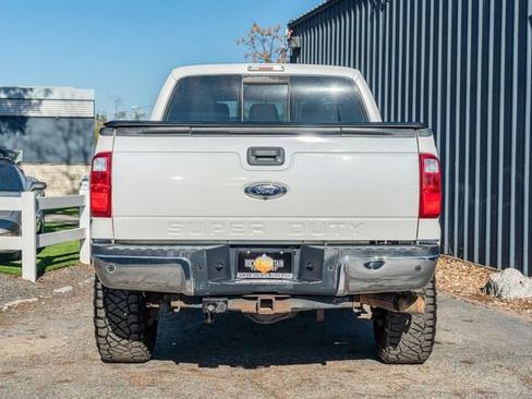 Used 2015 Ford F250 Lariat w/ Lariat Ultimate Package image 5