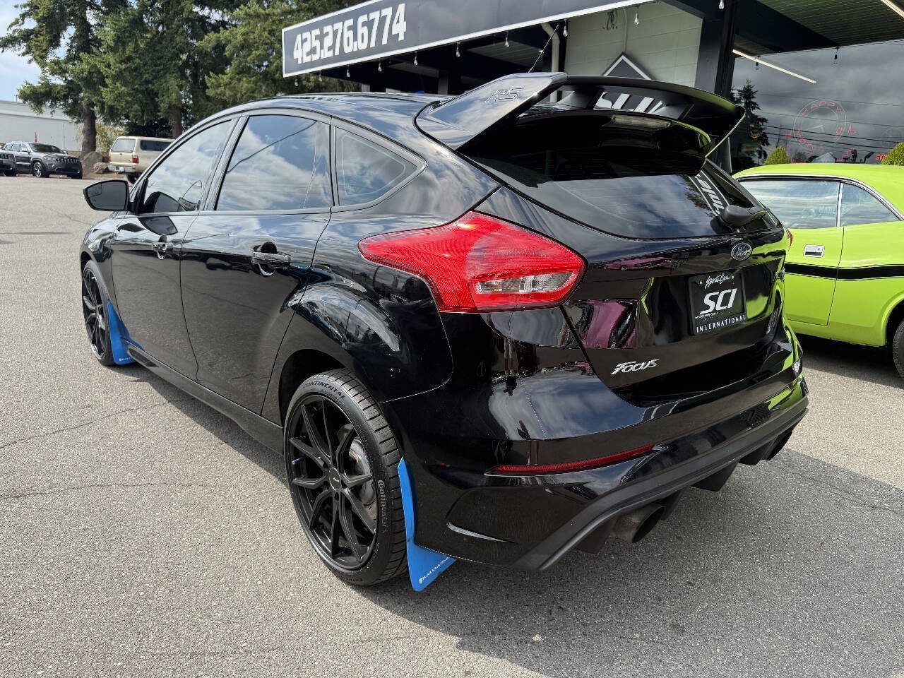 Used 2017 Ford Focus RS AWD/4WD image 3