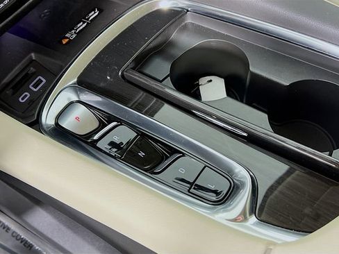 Used 2024 Buick Enclave Essence w/ Trailering Package, 5000 lbs. image 16