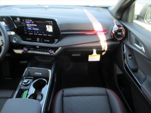 New 2026 Chevrolet Equinox RS w/ Convenience Package III image 14