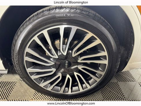 Certified 2022 Lincoln Corsair AWD w/ Premium Package image 16